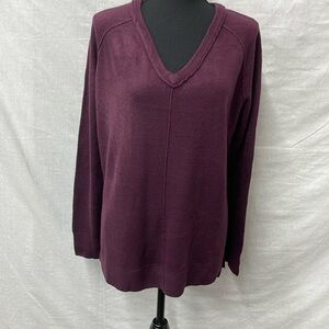 Sweet Romeo pullover v-neck sweater in plum, size Large.